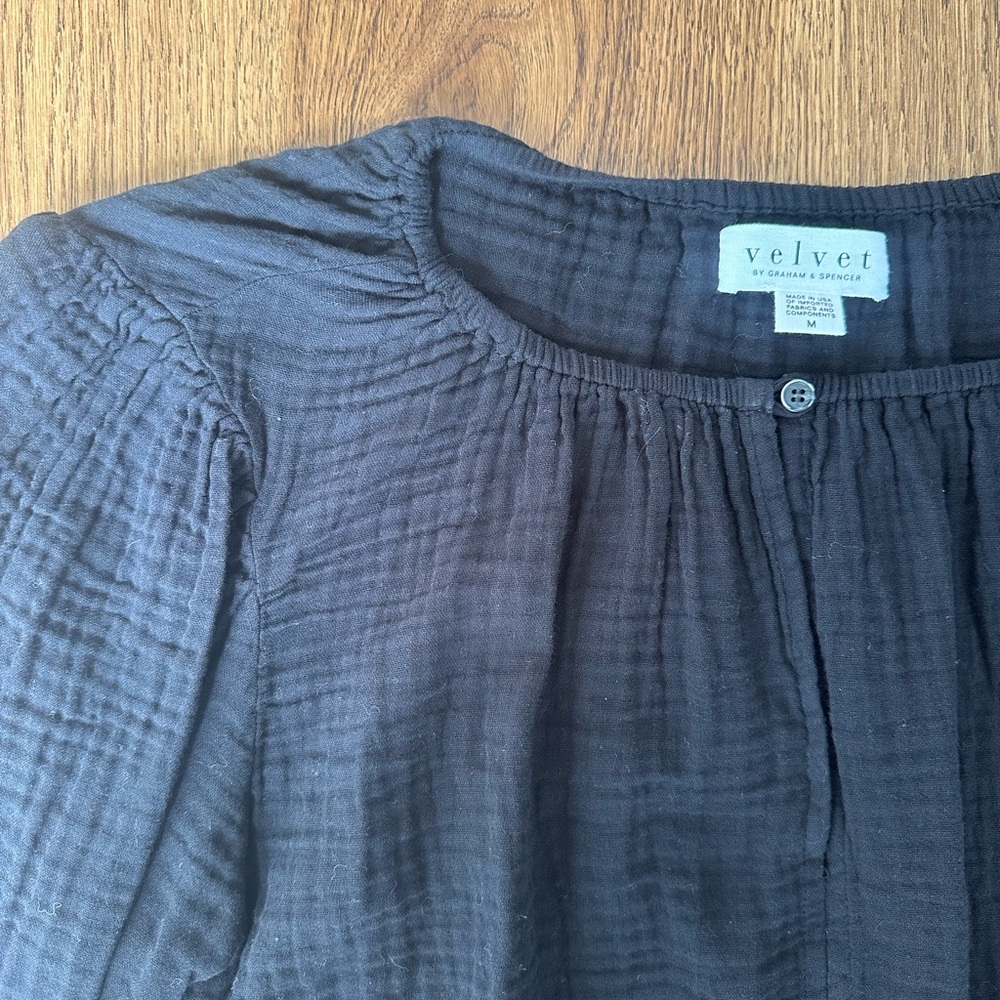Velvet by Graham & Spencer Black Cotton Gauze Blouse, Medium - Picture 2 of 6